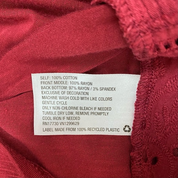 Knox Rose Flutter Sleeve Eyelet Peasant Boho Top Maroon Size Small - Picture 4 of 6